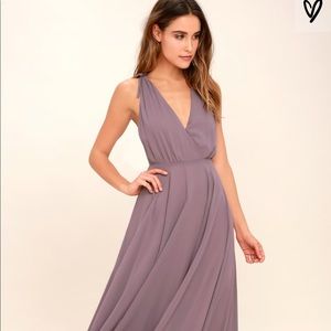 Lulu’s dusty purple dress